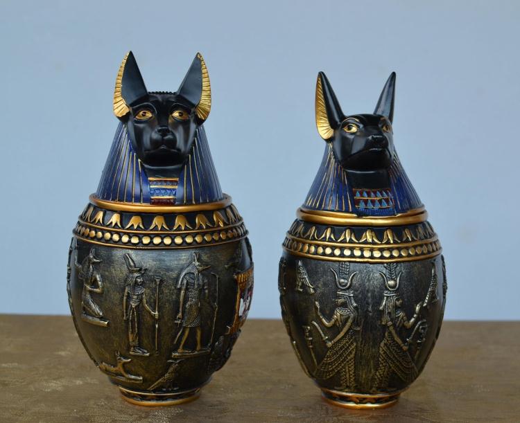 small dog urns